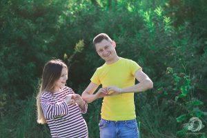 В ожидании фотограф беременных Стерлитамак на природе
